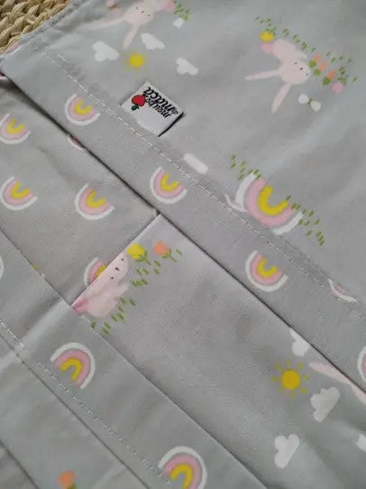 Bolsa 3 em 1 - Coelhinhos Arco-íris - Meu Pé de Maçã