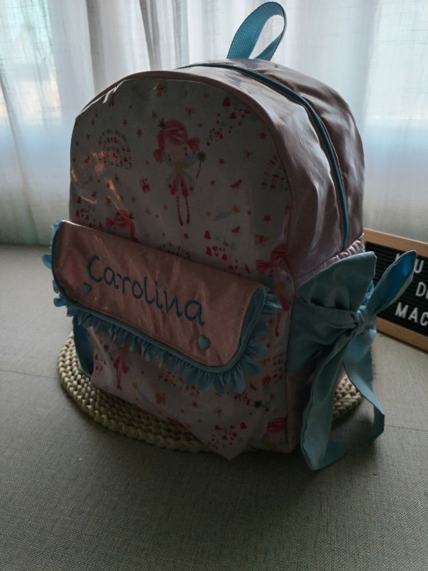 Mochila plastificada personalizada - Meu Pé de Maçã