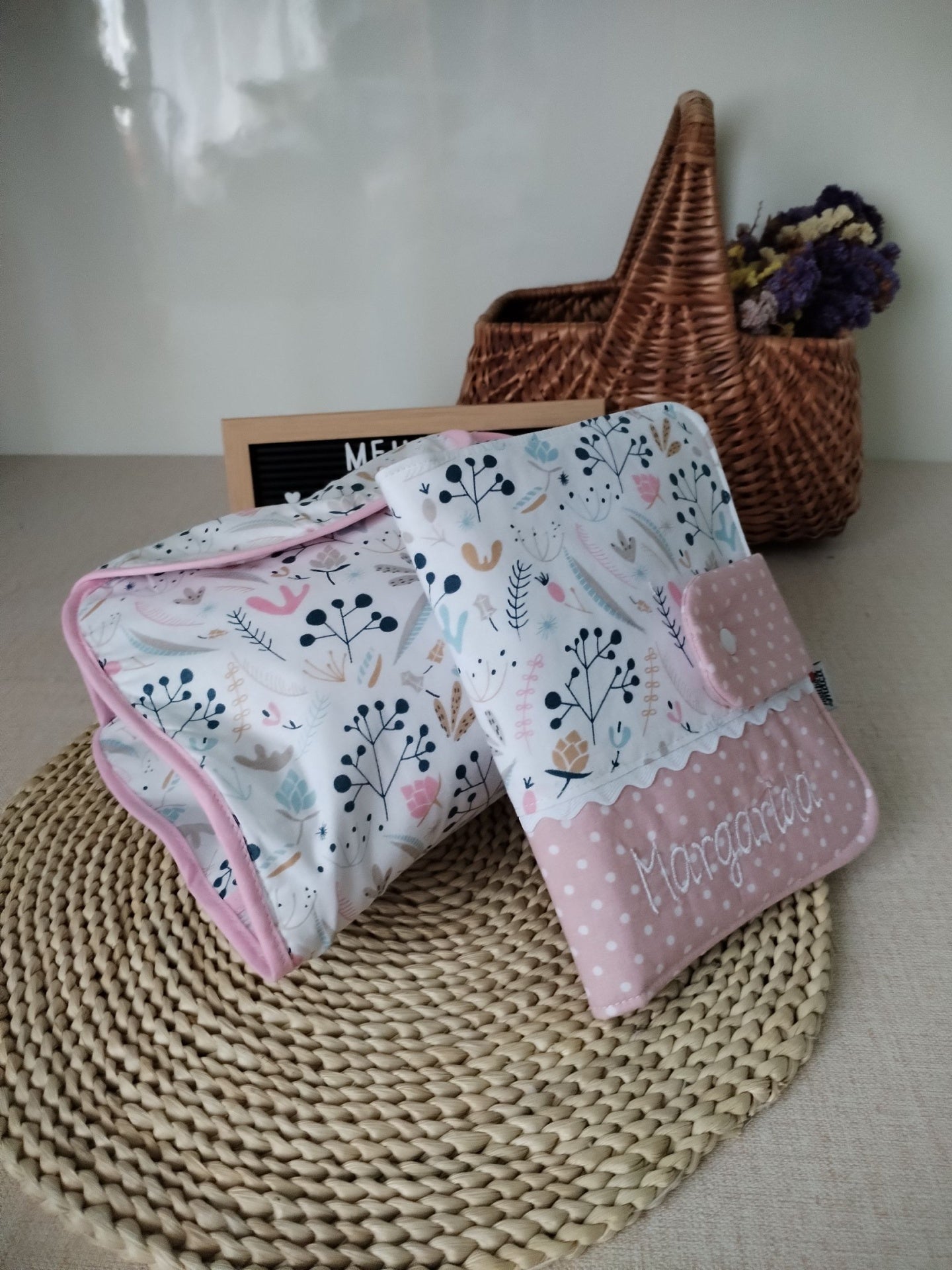 Pack Essenciais de Passeio - Bolsa tudo em um e Porta Documentos - Meu Pé de Maçã