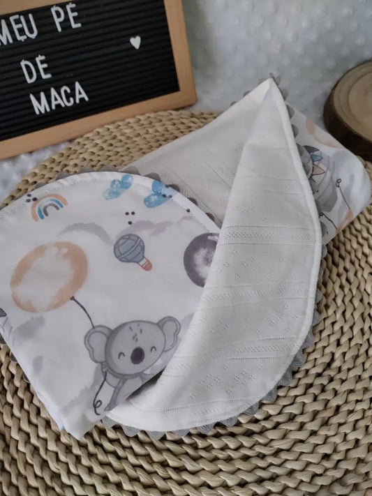Mantinha de bebé Meia Estação e Verão -Animais nas Nuvens - Meu Pé de Maçã
