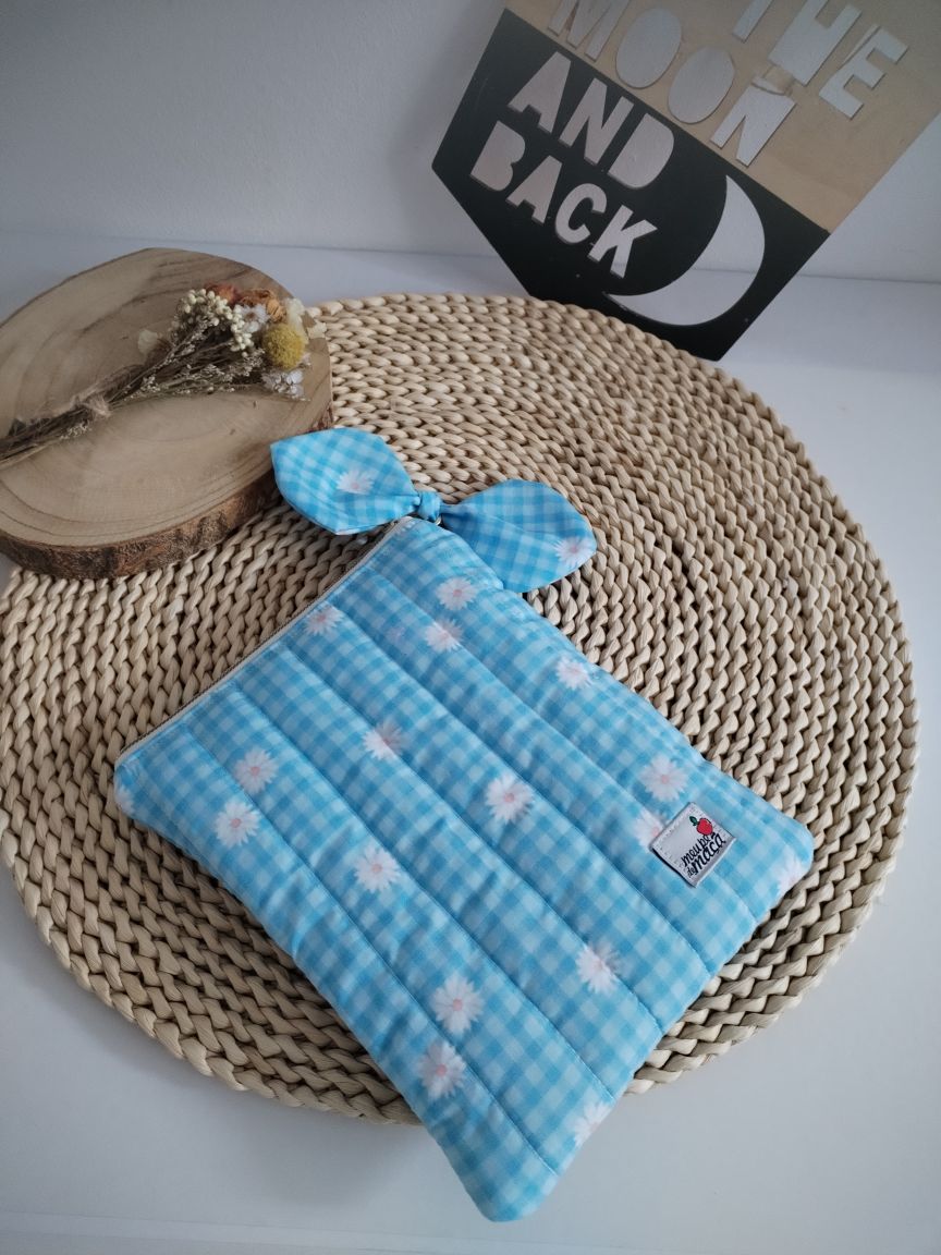 sleeve para e-reader kindle ou kobo em tons de azul