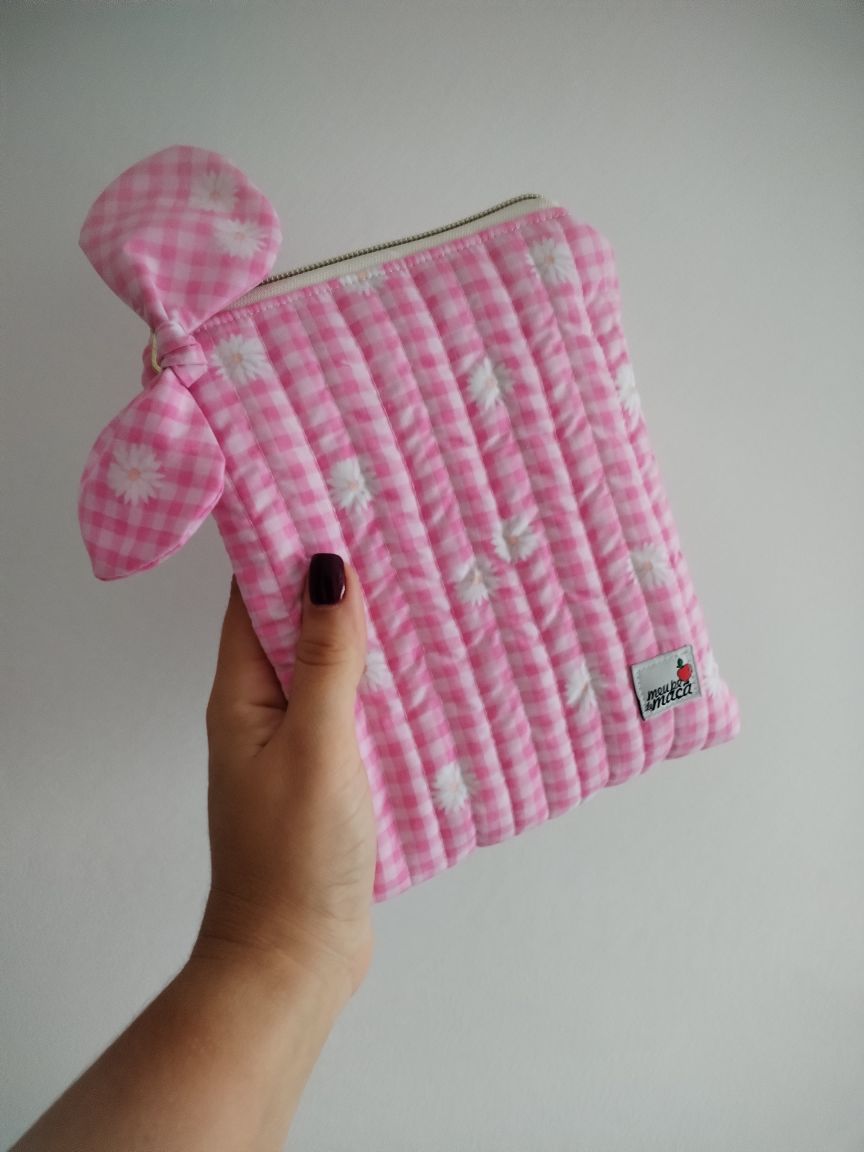 bolsa para kindle ou kobo feito à mão vichy rosa com floral
