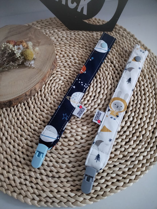 conjunto fita prende chupeta personalizada tema espaço e esquimós feito à mão