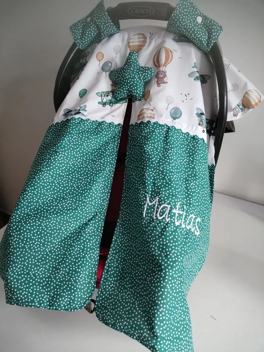 Tapa-ovinho personalizável com abertura à frente Meu Pé de Maçã