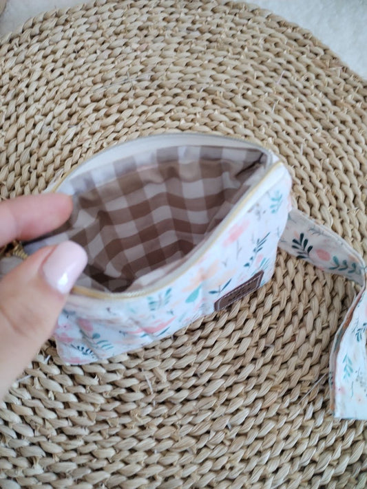 Carteirinha de Moedas e Cartões com Pega Removível – Floral com interior Vichy
