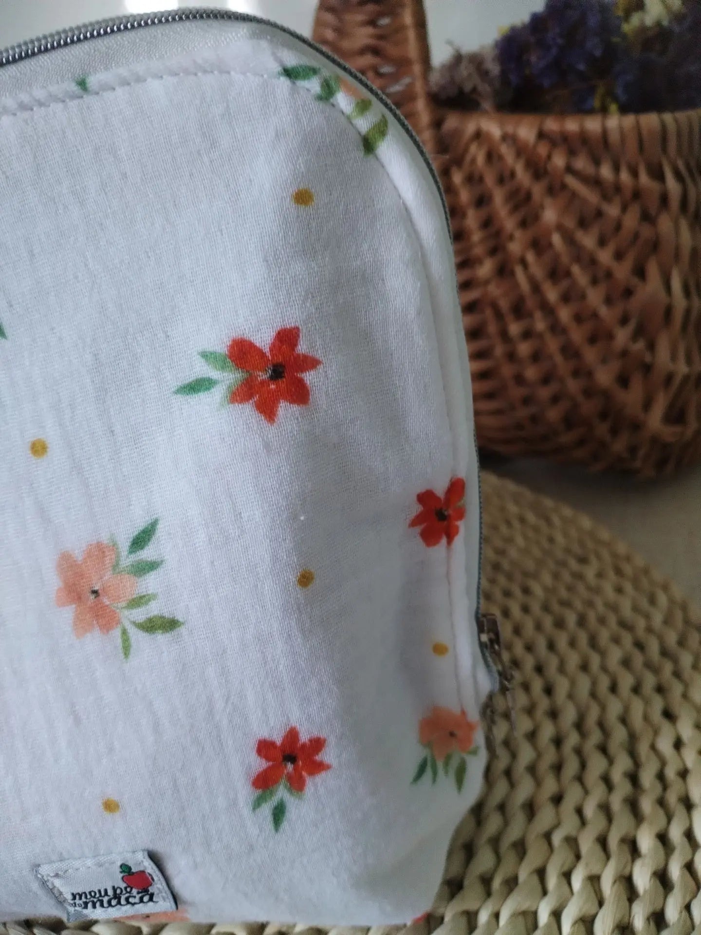Necessaire de Viagem – Elegância e Praticidade no Seu Ritmo - Meu Pé de Maçã