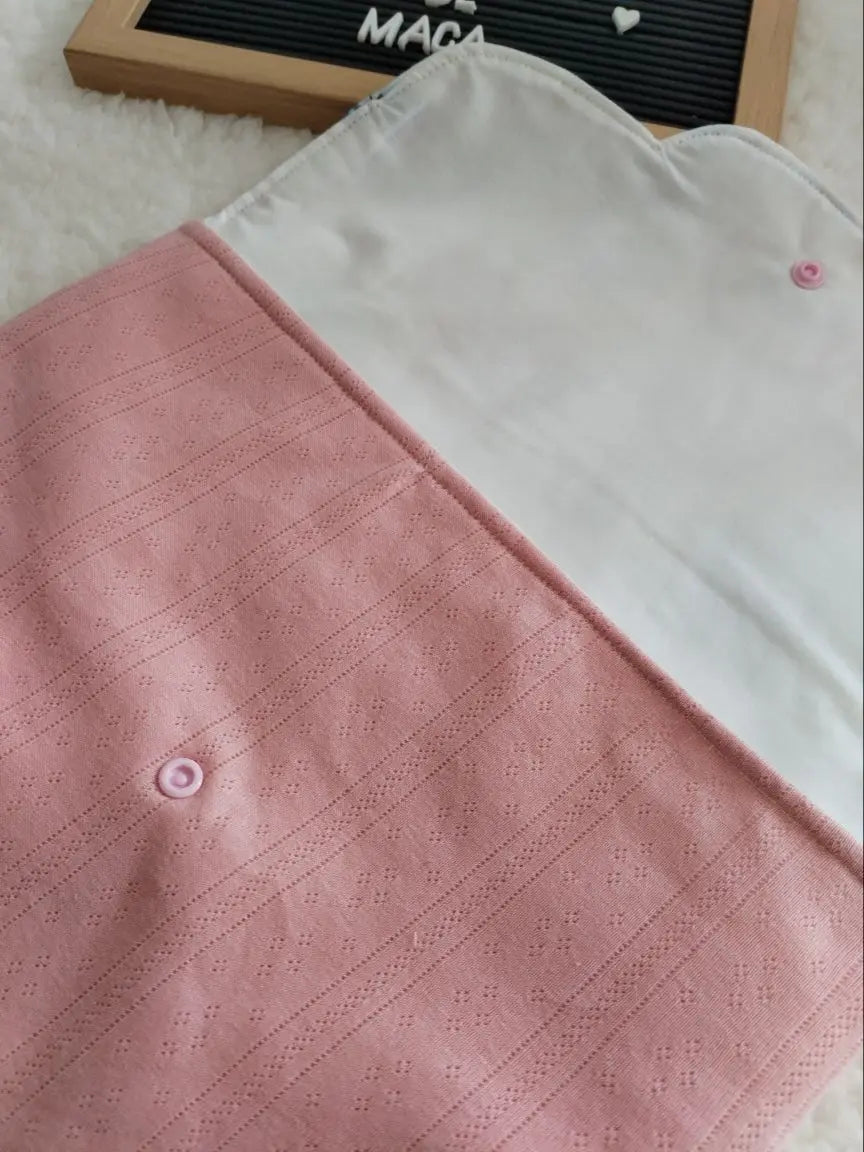 Bolsa Envelope - Primeira Roupinha - Arco Íris - Meu Pé de Maçã