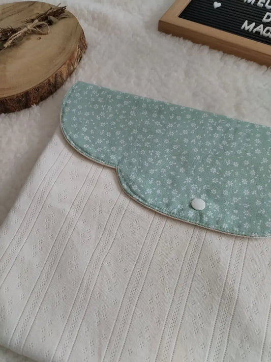 Bolsa Envelope - Primeira Roupinha - Floral - Meu Pé de Maçã