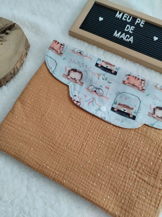 Bolsa Envelope - Primeira Roupinha - Animais Fofinhos - Meu Pé de Maçã