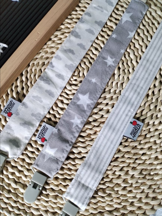 Conjunto 3 Fitas Prende Chupeta - Estrelas Cinza - Meu Pé de Maçã