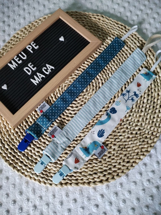 Conjunto 3 Fitas Prende Chupeta - Dinossauros Azul - Meu Pé de Maçã
