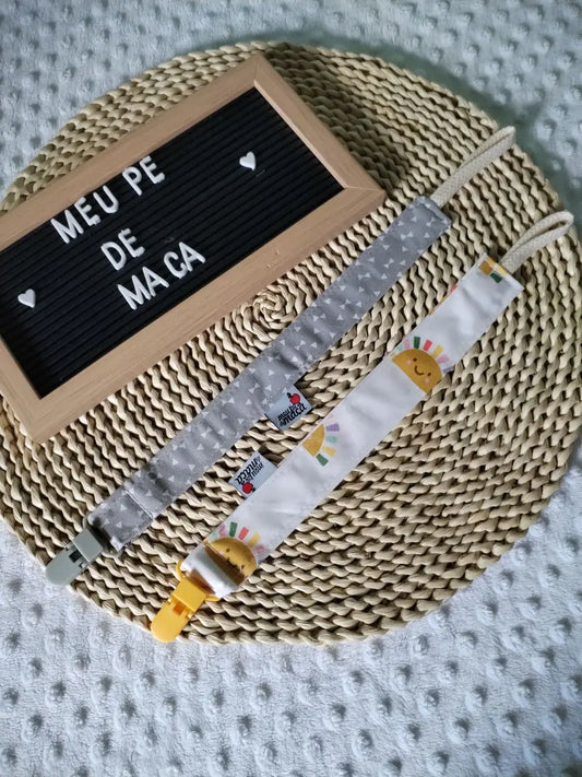 Conjunto 2 Fitas Prende Chupeta - Sol - Meu Pé de Maçã