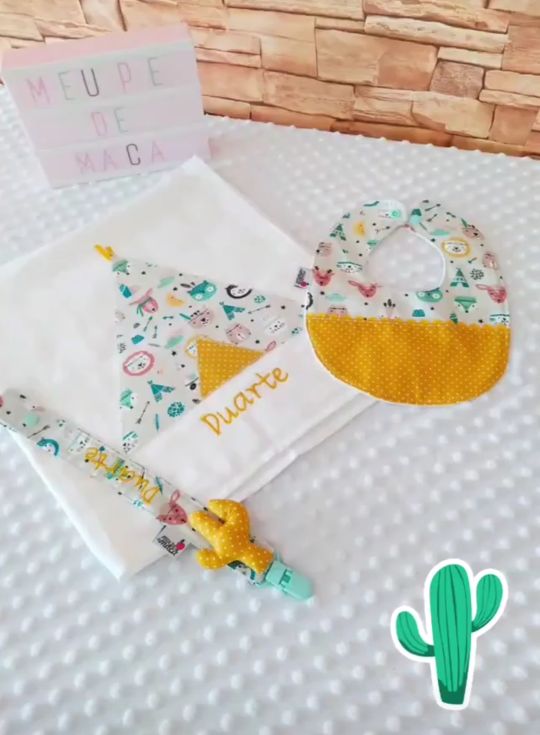 Fralda Personalizada Tenda - Meu Pé de Maçã