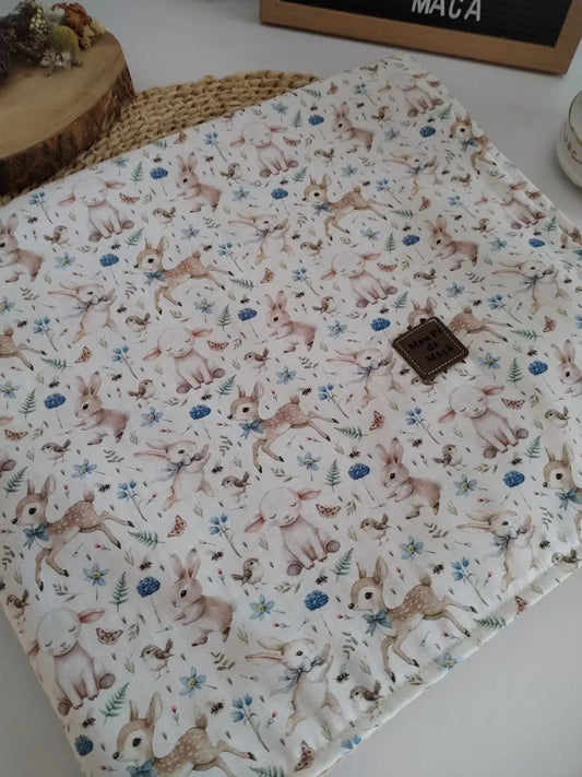 Mantinha Meia-Estação - Animais do Bosque com Waffle Bege Meu Pé de Maçã