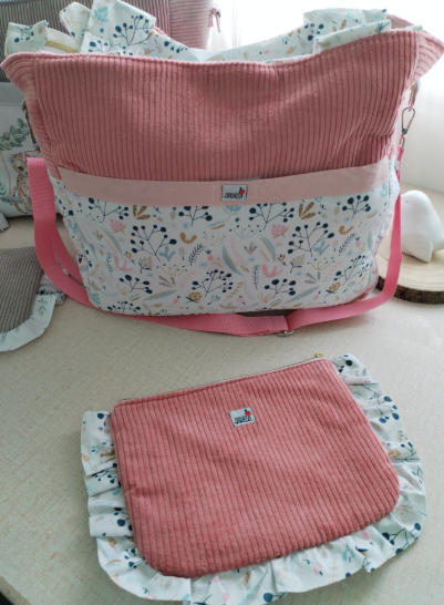 Mala de Maternidade/Bebé – Praticidade e Estilo - Personaliza a tua mala - Meu Pé de Maçã