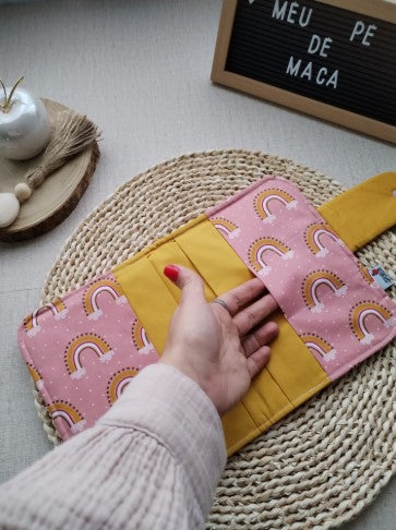 Porta Documentos Arco Íris - Meu Pé de Maçã