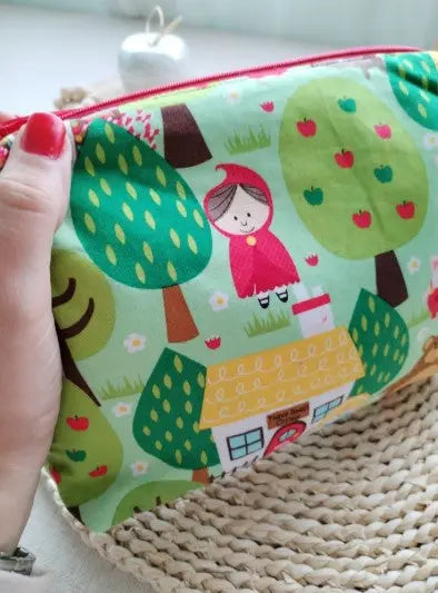 Bolsa Organizadora Capuchinho Vermelho - Meu Pé de Maçã