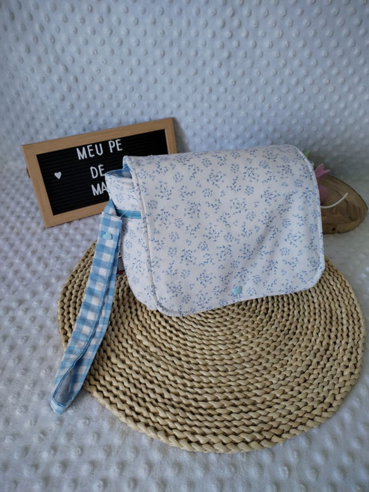 Atenção aos Detalhes - Bolsa para Fraldas e Toalhitas - Escolha o tecido - Meu Pé de Maçã