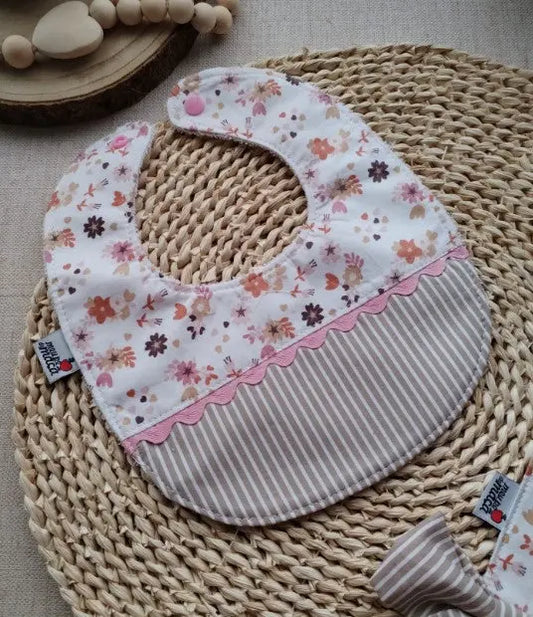 Conjunto Babete e Fita prende chupeta - Meu Pé de Maçã