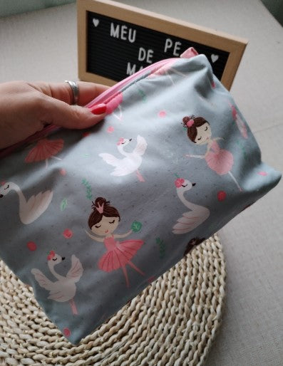 Bolsa Organizadora Bailarinas e Cisnes - Meu Pé de Maçã