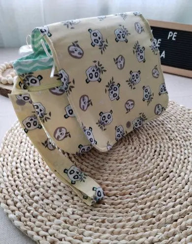 Atenção aos Detalhes - Bolsa para Fraldas e Toalhitas - Escolha o tecido - Meu Pé de Maçã