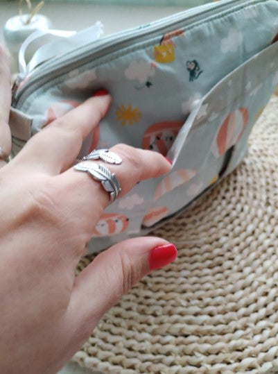 Atenção aos Detalhes - Bolsa Organizadora - Personalize a sua bolsa - Meu Pé de Maçã