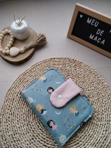 Porta Documentos Princesas - Meu Pé de Maçã