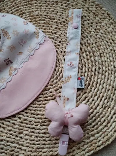 Conjunto Babete e Fita prende chupeta - Meu Pé de Maçã