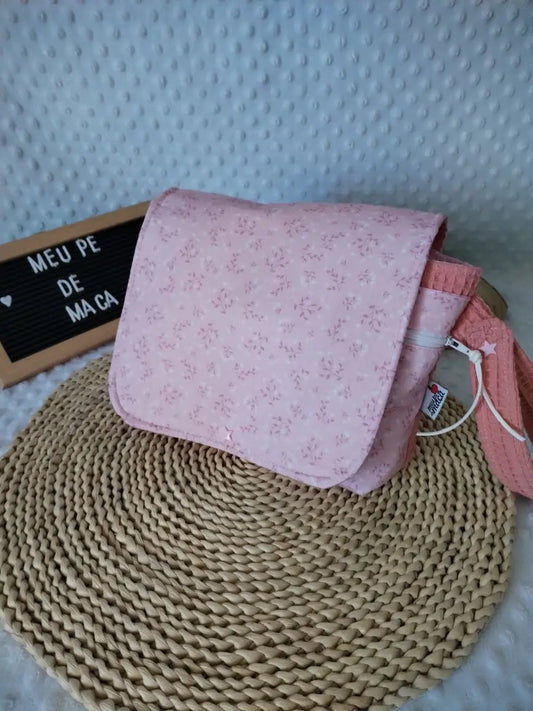 Bolsa Fraldas e Toalhitas - Floral e waffle rosa - Meu Pé de Maçã
