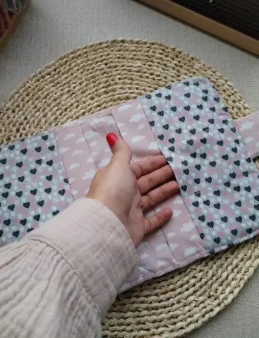 Porta Documentos Coelhinho Rosa - Meu Pé de Maçã