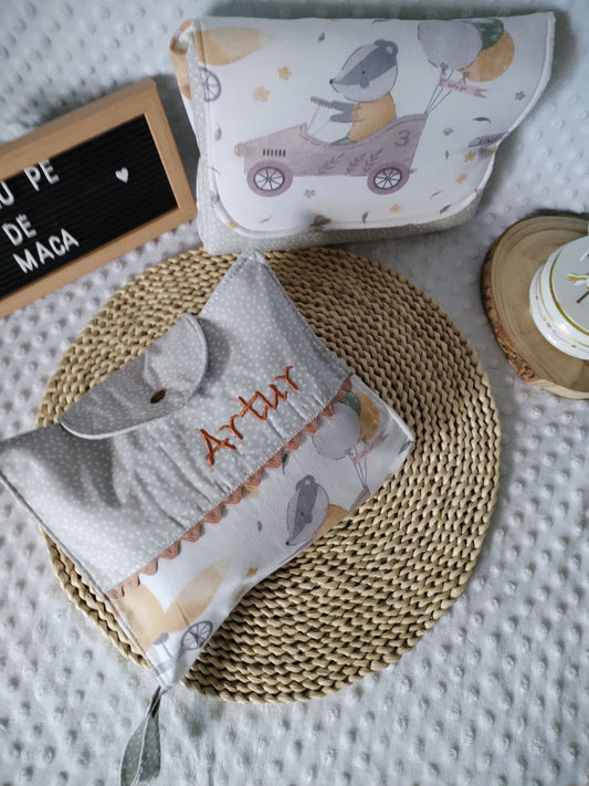 Pack Pronto & Protegido - Bolsa 3 em 1 e Muda Fraldas - Meu Pé de Maçã 
