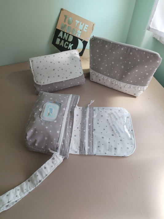 Pack Tudo no Lugar - Bolsa Fraldas e Toalhitas, Necessaire e Muda Fraldas - Meu Pé de Maçã 