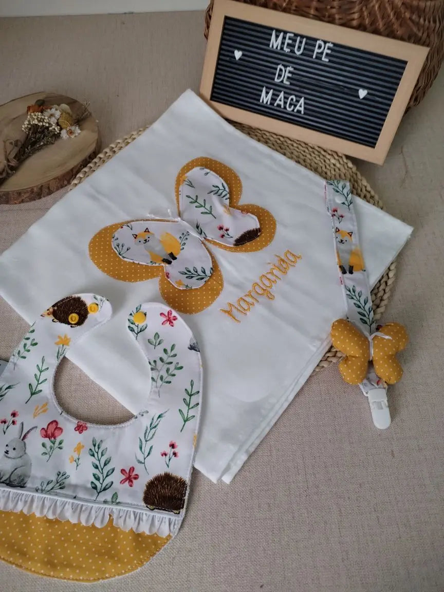 Fralda Borboleta Meu Pé de Maçã