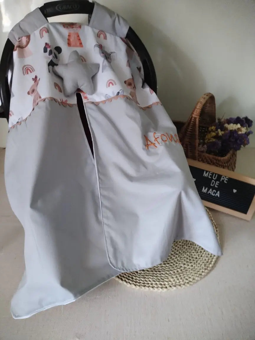 Tapa-ovinho personalizável com abertura à frente Meu Pé de Maçã