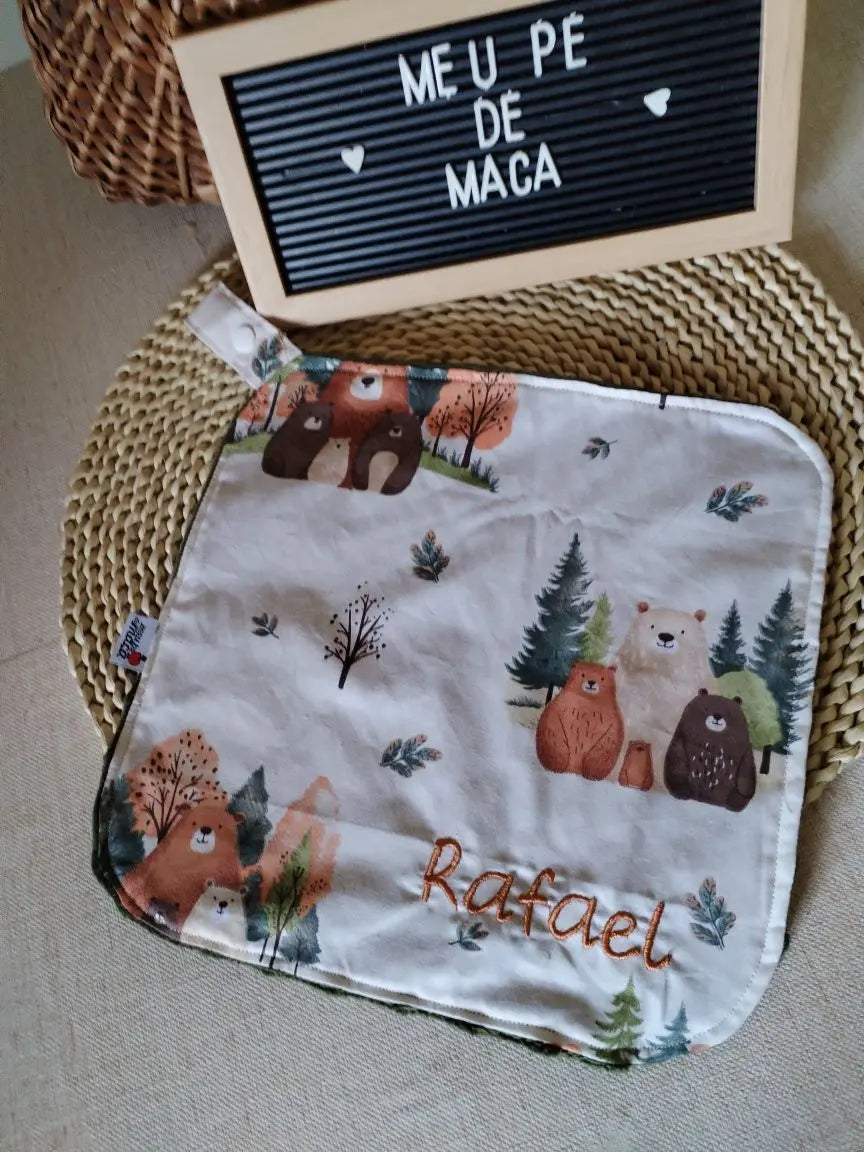 Naninha Prende-Chupeta Meu Pé de Maçã