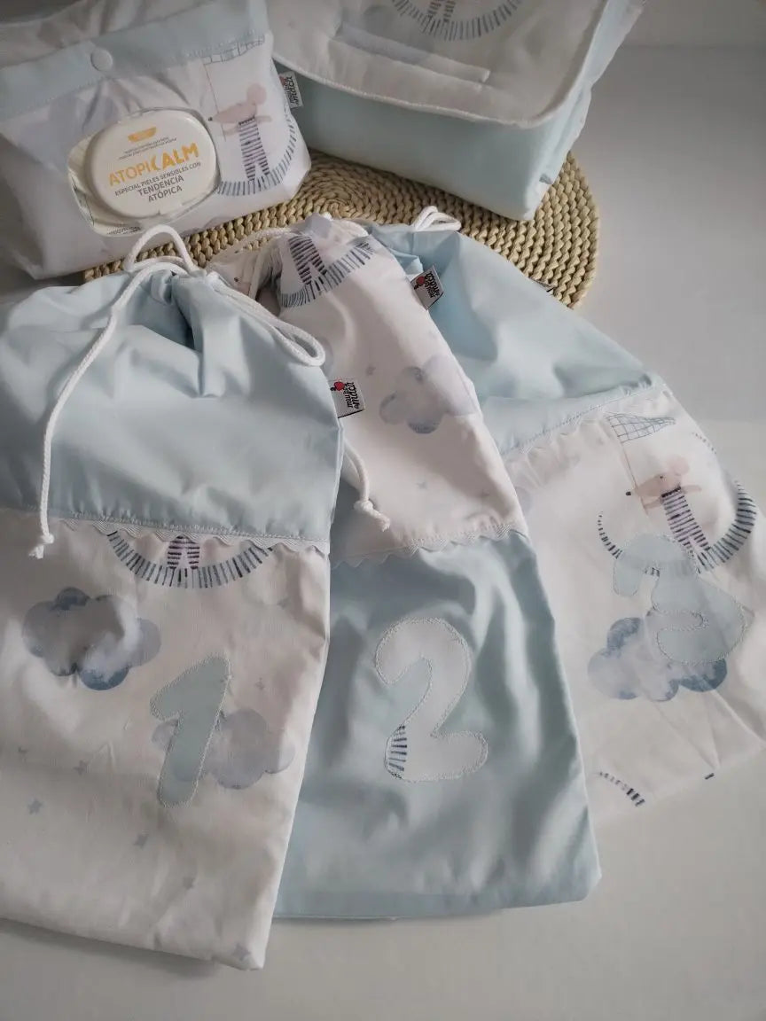 Saquinhos de tecido para a roupa do seu bebé - Escolha o Padrão Meu Pé de Maçã
