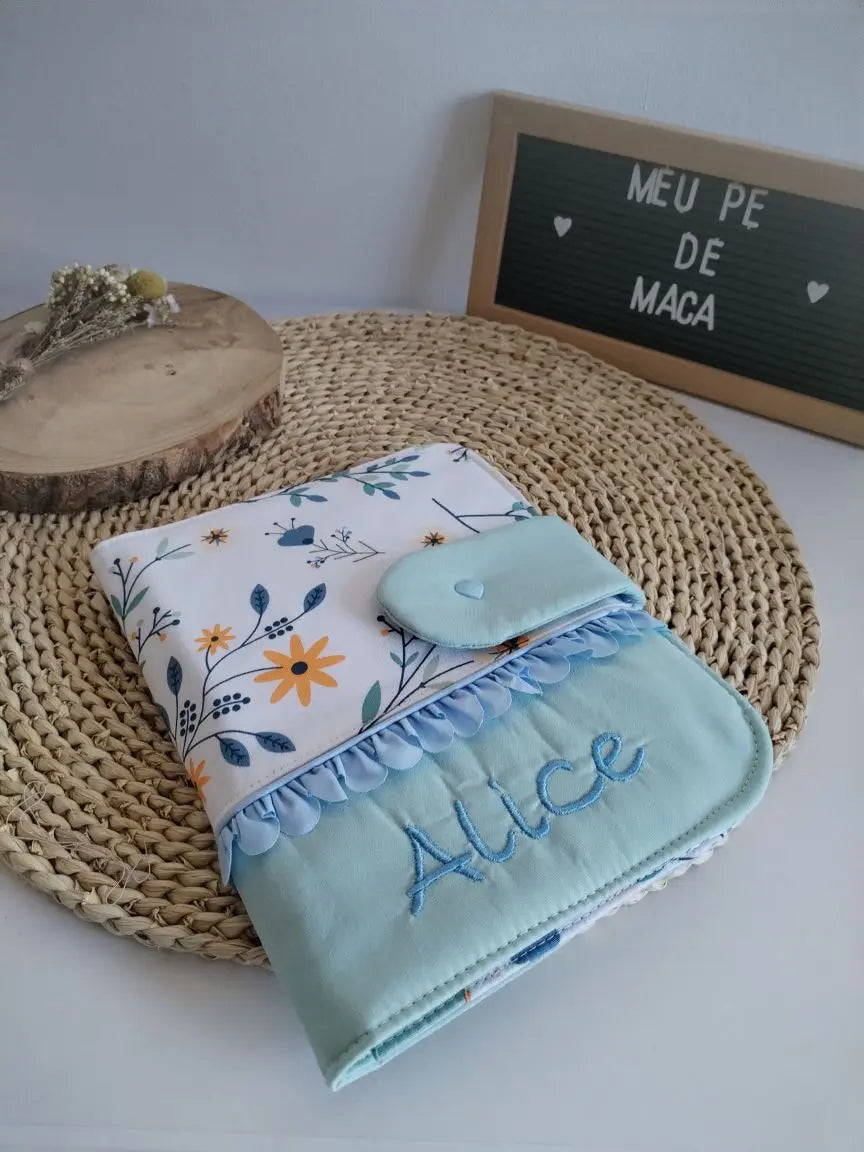 Atenção aos Detalhes - Porta Documentos do Bebé - Personalizado Meu Pé de Maçã