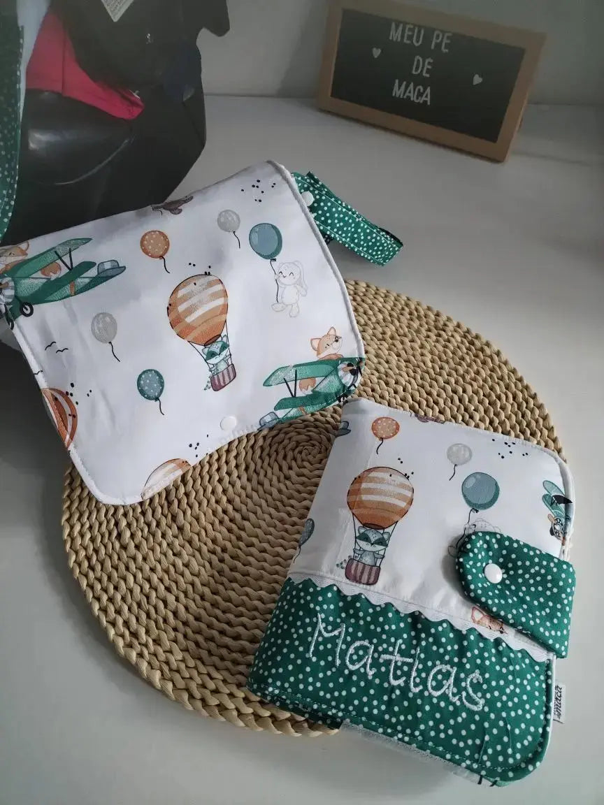 Pack Organiza e Vai - Bolsa para fraldas e toalhitas e Porta Documentos Meu Pé de Maçã