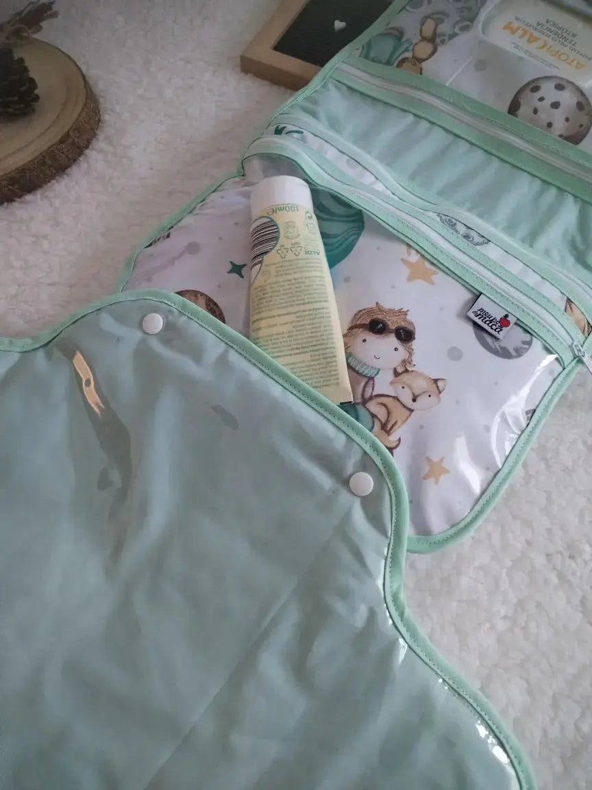 Atenção aos Detalhes - Bolsa Tudo em Um - Personalize a sua bolsa Meu Pé de Maçã