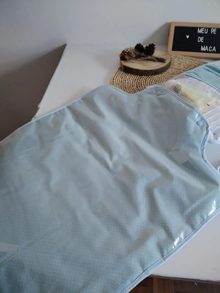 Atenção aos Detalhes - Bolsa Tudo em Um - Personalize a sua bolsa Meu Pé de Maçã
