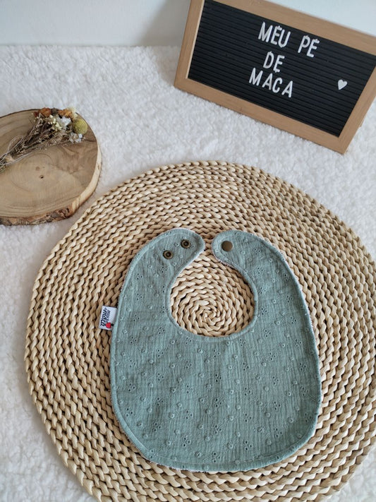 Babete da baba bebé - Musselina Bordada Verde Seco