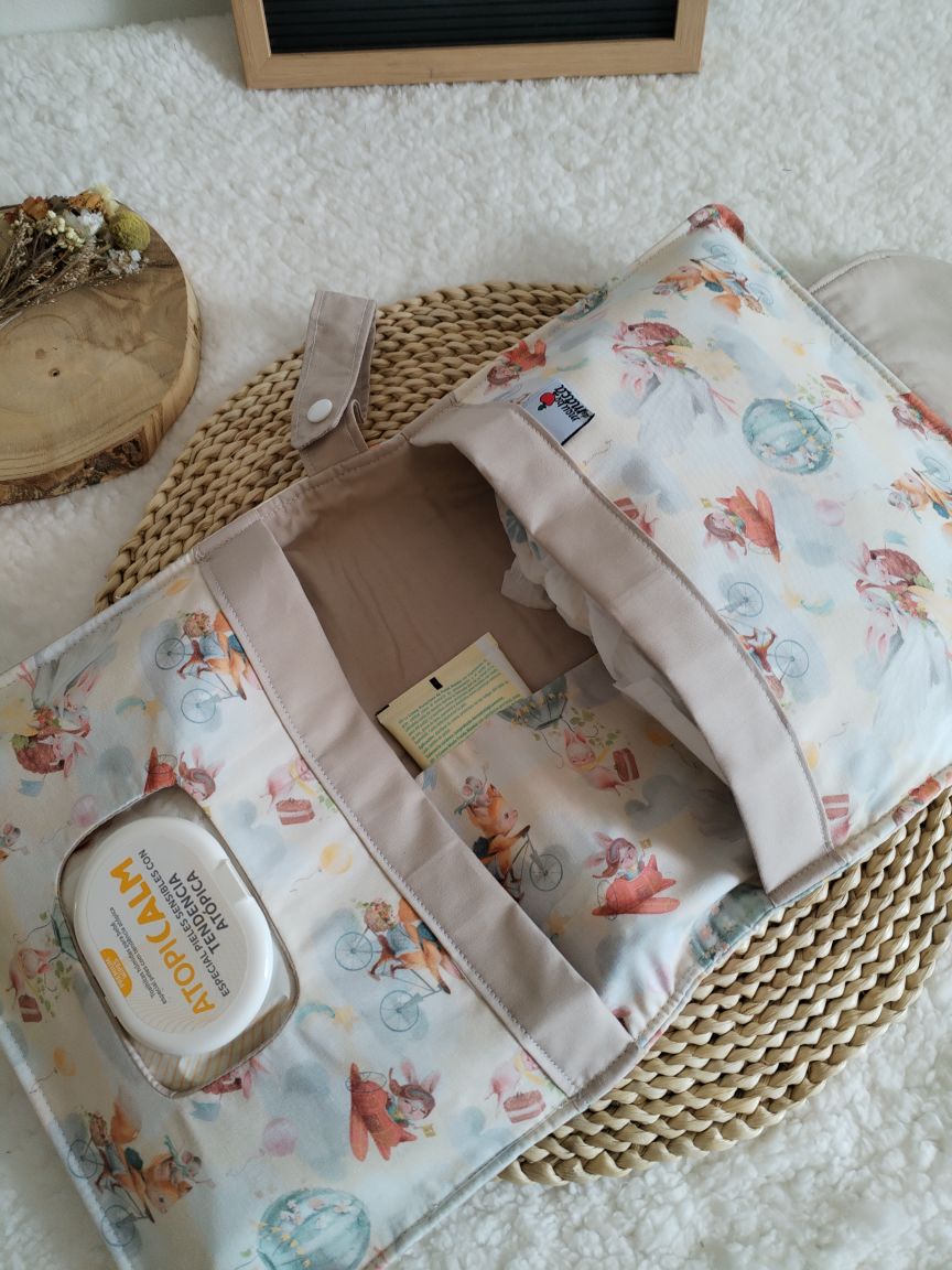 Bolsa Muda Fraldas 3 em 1 - Coelhinhos e raposas nas nuvens