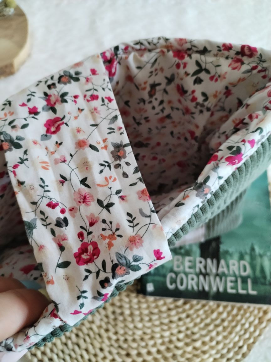 Book Sleeve Verde Seco e Floral