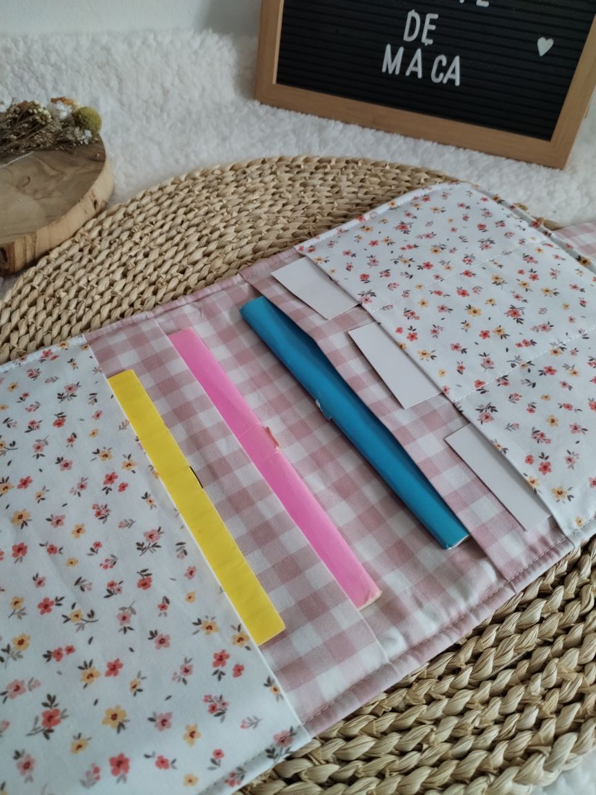 Porta Documentos do Bebé - Floral com Vichy Rosa