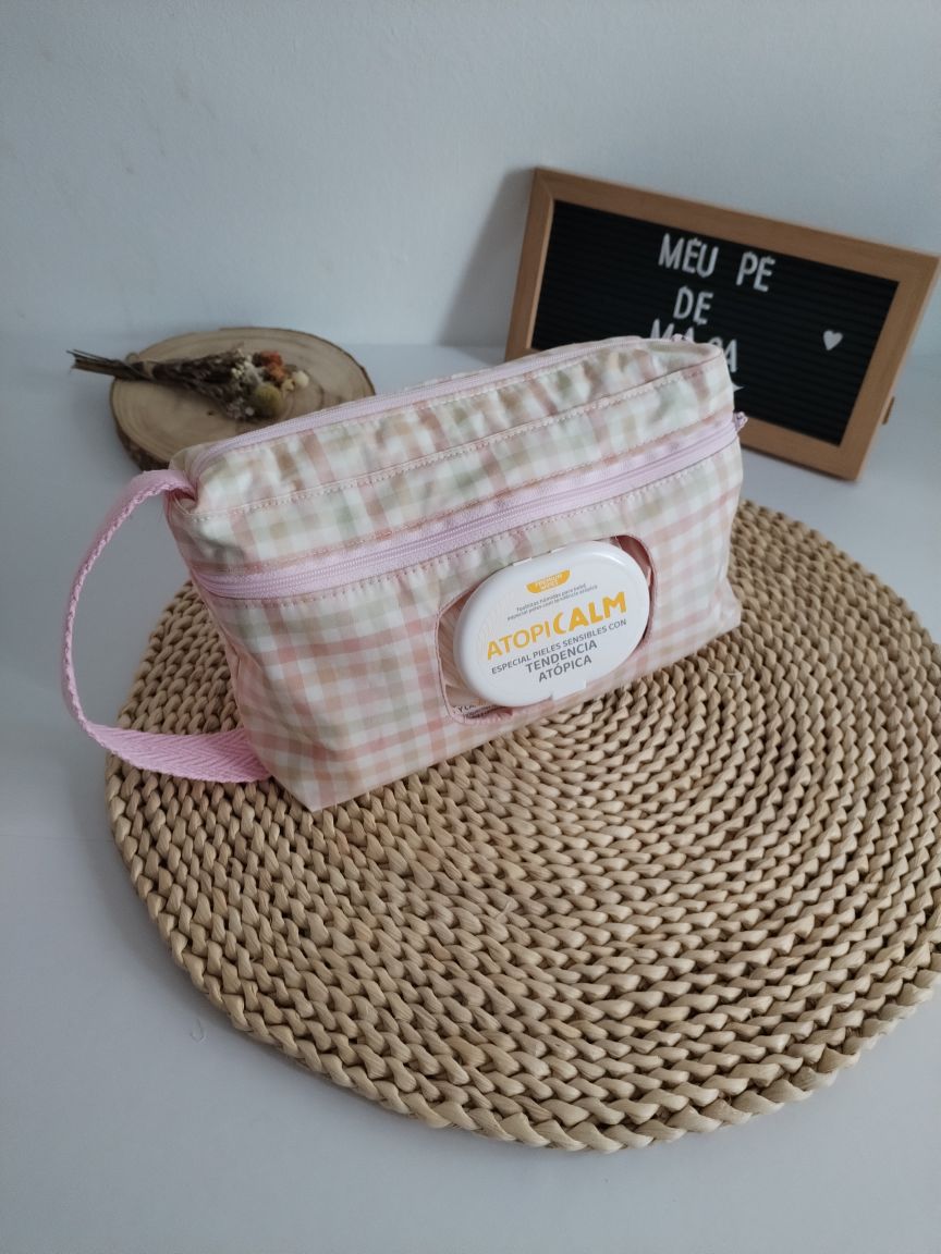 Bolsa organizadora para fraldas e toalhitas — Vichy e Rosa