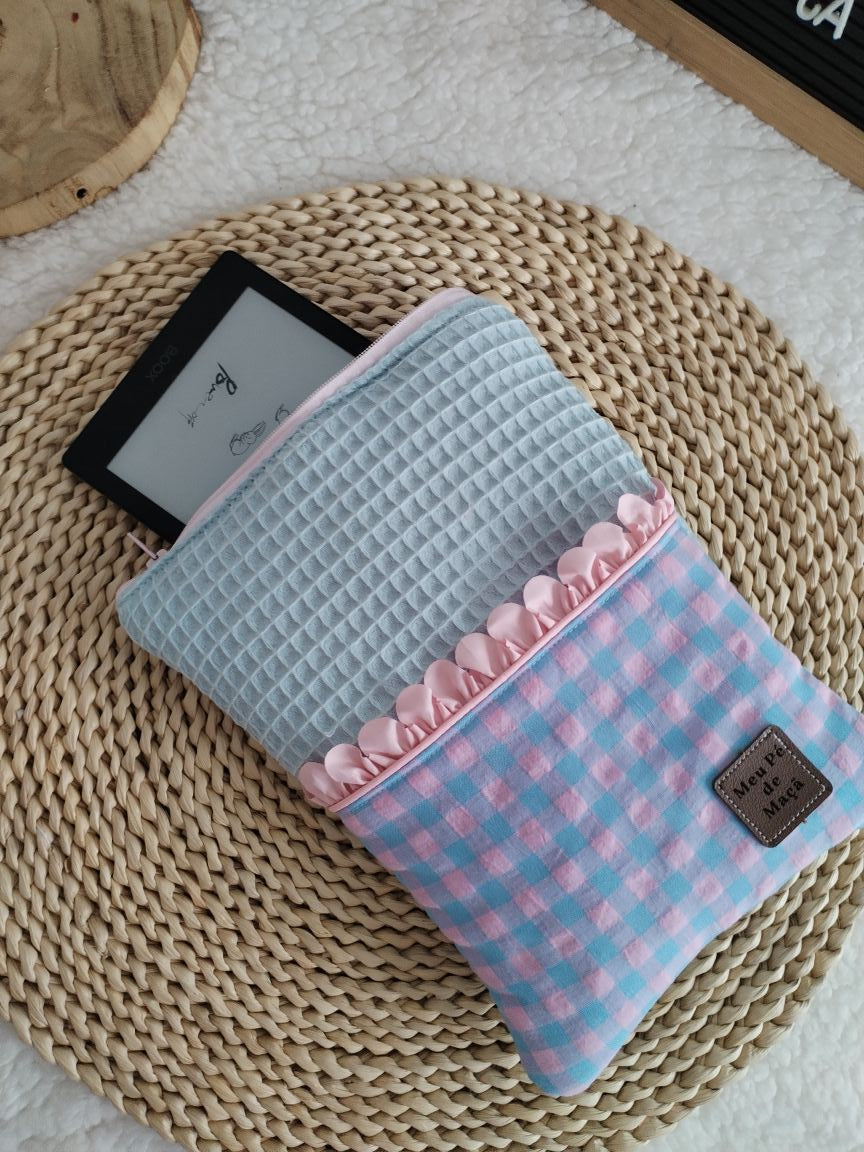 Bolsa para livro eletrónico - compatível com kindle e kobo - Vichy Rosa e Azul
