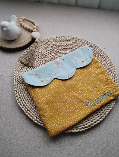 Bolsa Estilo Envelope Personalizável para a Primeira Roupa do Bebé - Meu Pé de Maçã 