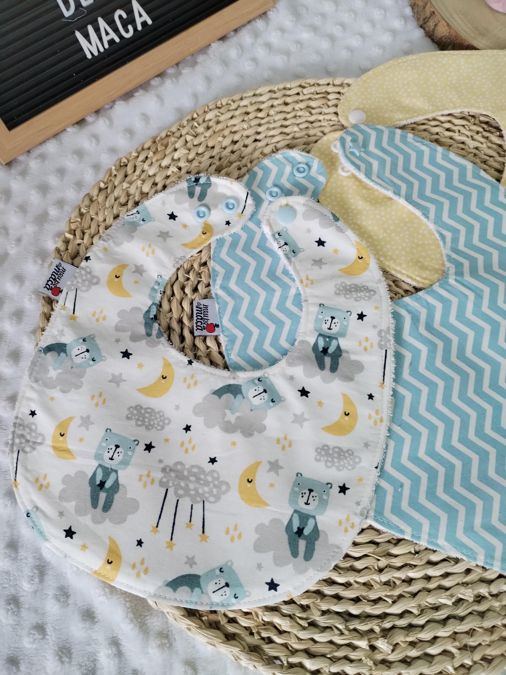 Conjunto babetes e fitas da chupeta - Meu Pé de Maçã 