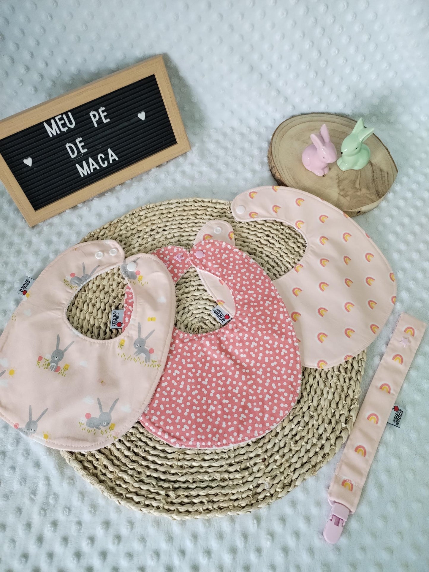 Conjunto Babetes e Fita da Chucha - Meu Pé de Maçã 