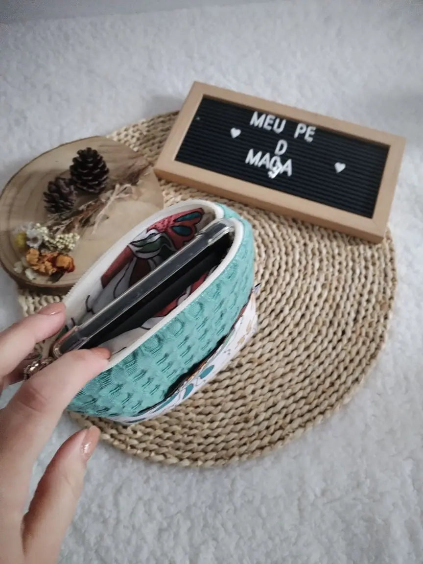 Bolsa Acolchoada para E-Reader – Compatível com Kindle e Kobo (13×18 cm) - Waffle Verde - Meu Pé de Maçã 